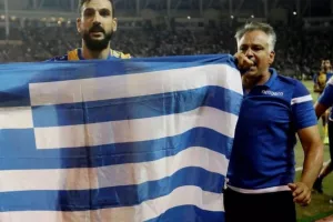 Μερκής με Νότη και "Τα κλεμμένα"