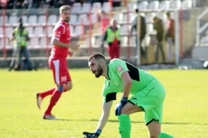 DEAL με Emil Velic