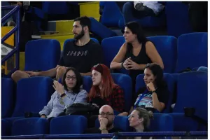 Οι επιτρεπόμενοι ΑΡΙΘΜΟΙ θεατών