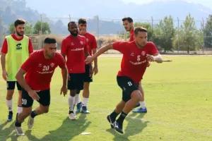 Φιλική ΝΙΚΗ για Καρμιώτισσα... με ΓΚΟΛ σε αρχή και τέλος (φώτος)