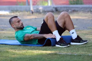"Κιτρινοπράσινο" το φιλικό με... Κωνσταντίνου! (φώτος)