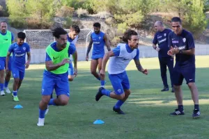 "Κιτρινοπράσινο" το φιλικό με... Κωνσταντίνου! (φώτος)