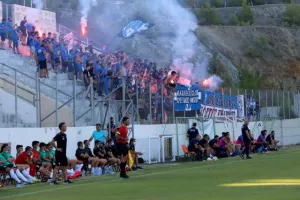 ΧΑΜΟΣ... οι Μαχητές με καπνογόνα/ΦΩΤΟΣ