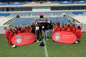 Liverpool/Στηρίζουν το Ίδρυμα «Σοφία για τα παιδιά»