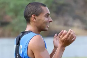 Απόλλων/ΦΩΤΟΡΕΠΟΡΤΑΖ από τις Πλάτρες