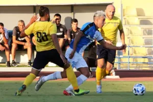 Φιλική... ανατροπή με Μπένσοπ! (φώτος)
