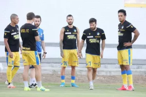 ΑΠΟΕΛ/Φιλικό "μηδέν" με "ντεμπούτο" για τέσσερις (φώτος)