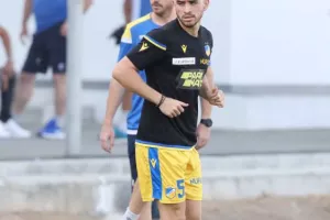 ΑΠΟΕΛ/Φιλικό "μηδέν" με "ντεμπούτο" για τέσσερις (φώτος)