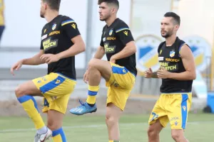 ΑΠΟΕΛ/Φιλικό "μηδέν" με "ντεμπούτο" για τέσσερις (φώτος)