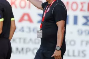 Ανεπίσημο ντεμπούτο με νίκη ο Πάμπος (φώτος)