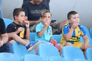Πέντε γκολ στο Μακάρειο, το ΑΠΟΕΛ τη νίκη... (φώτος)