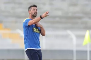 Πέντε γκολ στο Μακάρειο, το ΑΠΟΕΛ τη νίκη... (φώτος)