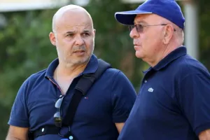 Μίνι σύσκεψη στην Κακοπετριά