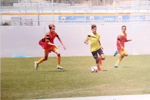 ΕΥΘΥΜΙΑΔΗΣ/Ένας στην Ομόνοια, ένας στη Δόξα και ένας στον Ολυμπιακό