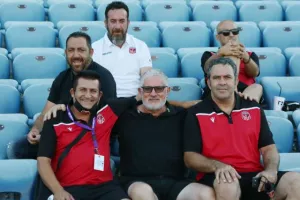 Γαλαζοκίτρινο το φιλικό με Λουντέμο και Τάμαρι (φώτος)