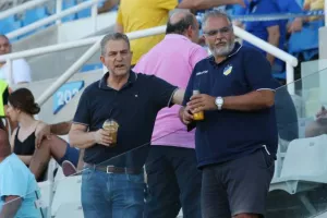 Γαλαζοκίτρινο το φιλικό με Λουντέμο και Τάμαρι (φώτος)