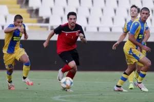 Γαλαζοκίτρινο το φιλικό με Λουντέμο και Τάμαρι (φώτος)