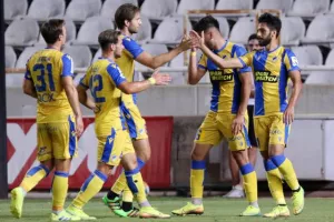 Γαλαζοκίτρινο το φιλικό με Λουντέμο και Τάμαρι (φώτος)