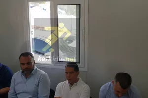 ΦΩΤΟΣ/Η σύσκεψη για το γήπεδο Λεμεσού