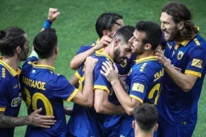 Ολιβέιρα-Μάνταλος-Λιβάια, η τριάδα «φωτιά» για τα… αστέρια!