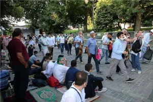 Αγία Σοφία: Τζαμί μετά από 86 χρόνια - Συρρέουν οι τούρκοι...