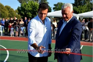 Ιτούδης: Έφτιαξε γήπεδο στα Τρίκαλα Ημαθίας (Φώτος)