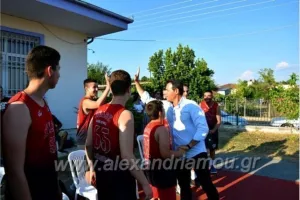 Ιτούδης: Έφτιαξε γήπεδο στα Τρίκαλα Ημαθίας (Φώτος)