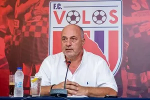 Ο Μπέος ανακοίνωσε την επιστροφή του