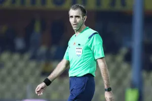 ΒΑΣΙΛΗΣ σφυρίζει... Ομόνοια
