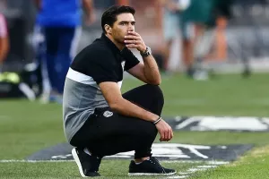 Φερέιρα: «Επειγόντως ενίσχυση σε συγκεκριμένες θέσεις»