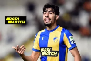 ΜΕΝΕΙ Ελλάδα, τον θέλει και η Sturm Graz