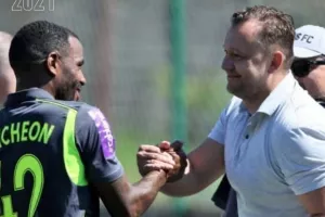 Puncheon με... δυο μοντέλα/ΦΩΤΟ