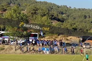 ΧΑΜΟΣ... οι Μαχητές με καπνογόνα/ΦΩΤΟΣ