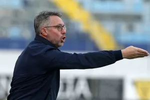 Αδειάζει η κλεψύδρα για Κάναντι…