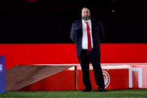 Το τραπέζι του Μαρινάκη μετά τη φιέστα