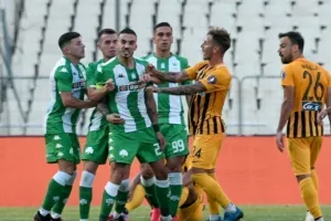 Έκανε «σεφτέ» από τα... μετόπισθεν!