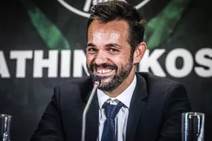 Ο Πογιάτος "δάσκαλος" για Ετό-Τόρες