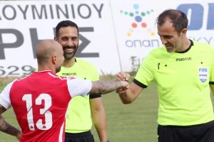Tι ΕΝΘΟΥΣΙΑΣΕ τον Βασίλη βλέποντας τον Φώτη;;;