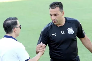 Επαφές και σύντομα... ΕΞΕΛΙΞΕΙΣ