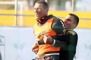 Καρέρα για Βράνιες: «Όλοι θα χαρούμε αν επιστρέψει στην ΑΕΚ»