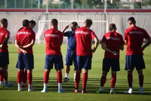 «Γκάζια» Μαρτίνς στου Ρέντη και αλλαγές εν όψει στην ευρωπαϊκή λίστα