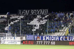 ΑΠΟΕΛ και μετά κατάθεση στεφάνων