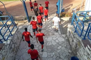 Στην κερκίδα ο Κουτούκης μαζί με τον Δήμαρχο/ΦΩΤΟΣ