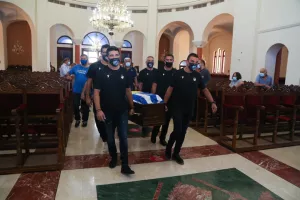 Φωτογραφίες από το ύστατο αντίο στον Αντωνάκη