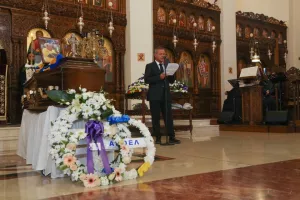 Φωτογραφίες από το ύστατο αντίο στον Αντωνάκη