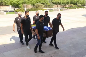 Φωτογραφίες από το ύστατο αντίο στον Αντωνάκη