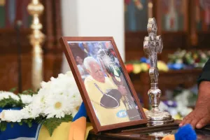 Φωτογραφίες από το ύστατο αντίο στον Αντωνάκη