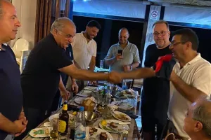 Δεξιώθηκε την Αναγέννηση (Φώτος)