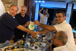 Δεξιώθηκε την Αναγέννηση (Φώτος)