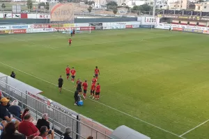 Μοιρασιά... με ατραξιόν τους νέους (φώτος)